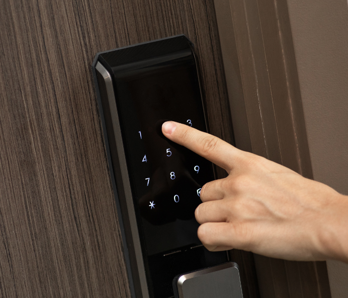 Storage Lockers, Rooms and Cabinets